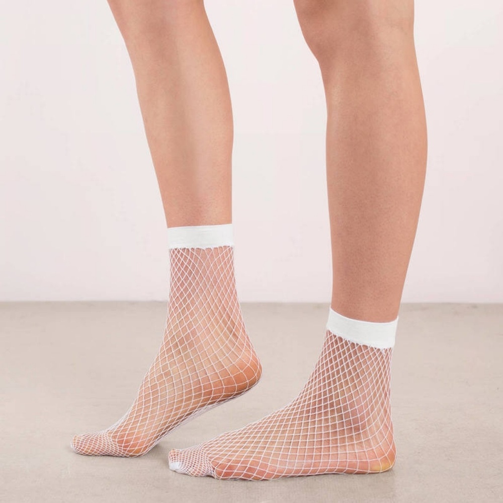 White Fishnet Socks - Picture 2 of 4